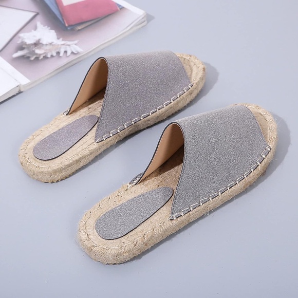 Women's Casual Soft Sole Breathable Sandals / Slippers by Buckle (SZ: 8.5), Grey - Picture 4 of 6